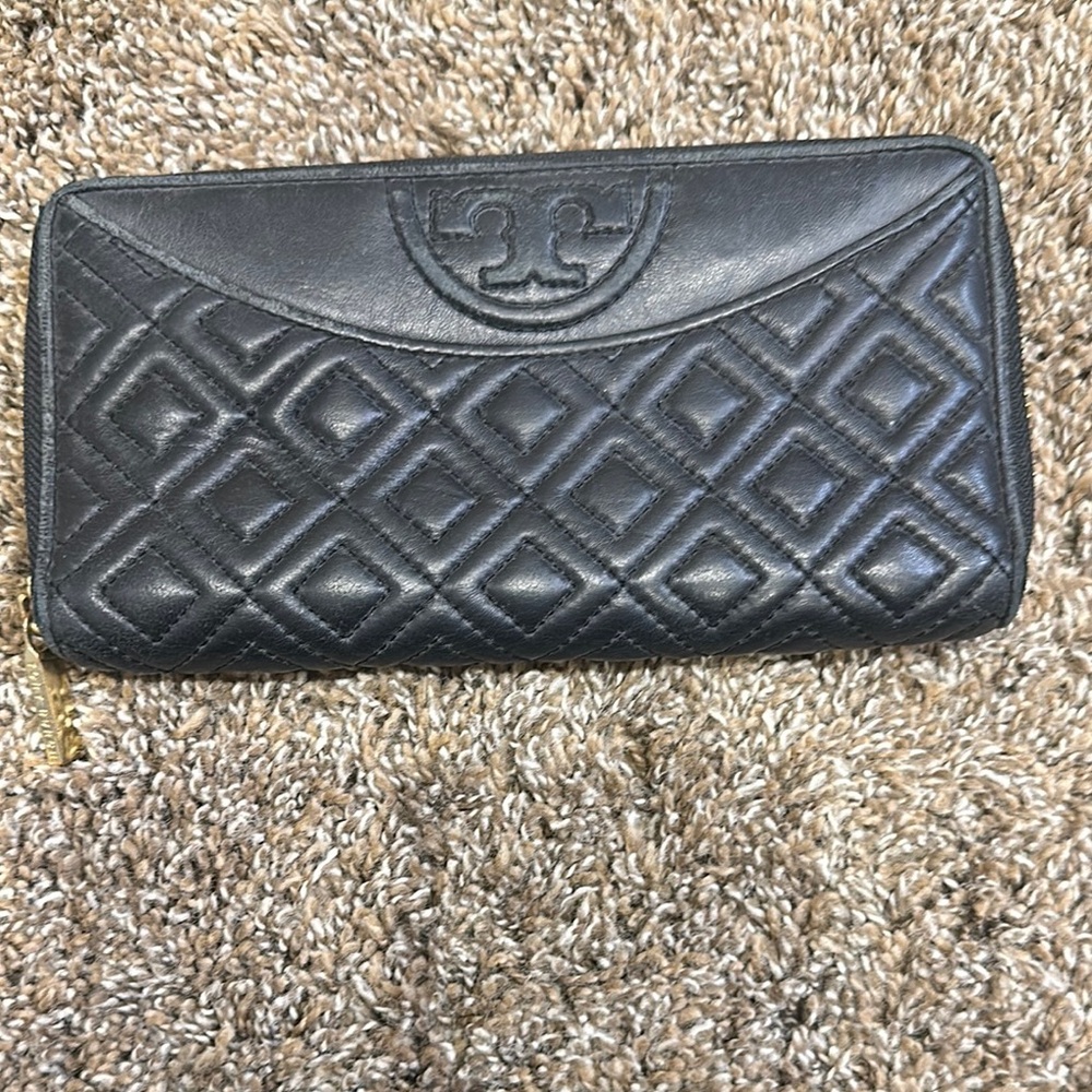 Tory Burch Black Quilted Wallet